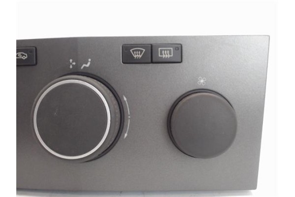 Recambio de mandos climatizador para opel astra h berlina referencia OEM IAM (13122963) (90151-240) 