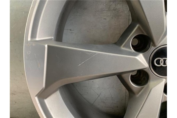Recambio de llanta para audi rs3 sportback (8vf) 2.5 tfsi quattro referencia OEM IAM 8V0601025ES   Recambio de llanta para audi rs3 sportback (8vf) 2.5 tfsi quattro referencia OEM IAM 8V0601025ES