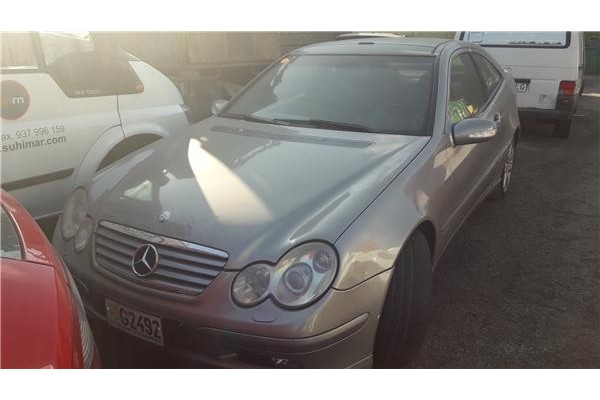 mercedes-benz clase c (bm 203) sportcoupe del año 2003