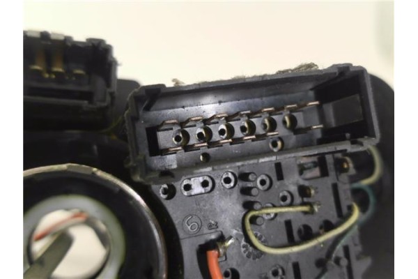 Recambio de mando intermitencia para renault kangoo i (f/kc0) 1.2 alize referencia OEM IAM 8200379529  