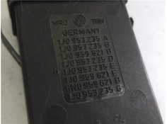 Recambio de interruptor luces emergencia para volkswagen golf iv berlina (1j1) 1.4 conceptline referencia OEM IAM 1J0953235A  