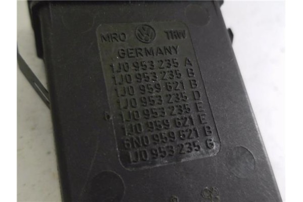 Recambio de interruptor luces emergencia para volkswagen golf iv berlina (1j1) 1.4 conceptline referencia OEM IAM 1J0953235A  