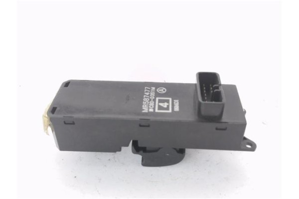 Recambio de mando elevalunas delantero izquierdo para mitsubishi colt cz3 berl. 3 (z30) 1.1 inform referencia OEM IAM MR587477  