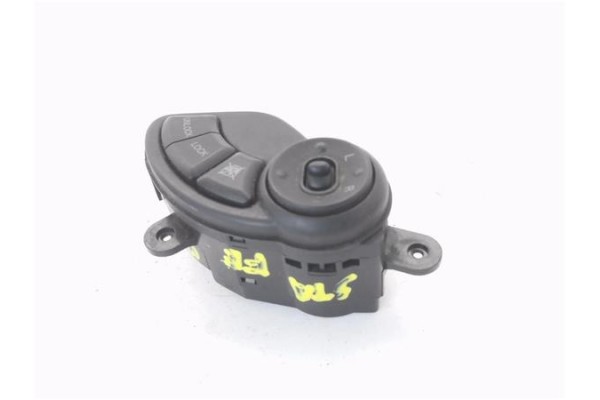 Recambio de mando retrovisor electrico para hyundai santa fe (sm) 2.0 crdi vgt comfort referencia OEM IAM 9353026000  