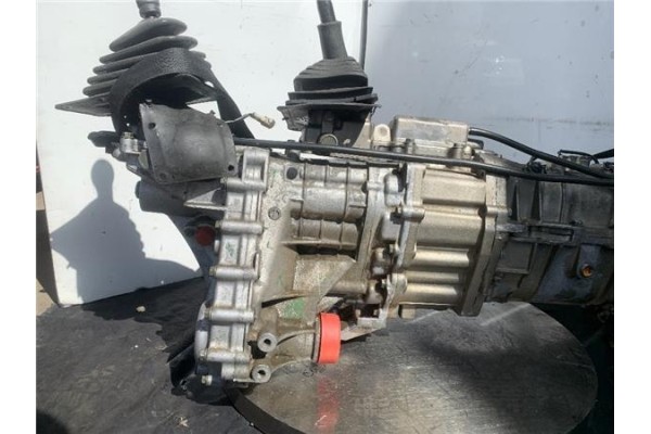 Recambio de caja cambios manual 4x4 para suzuki vitara (se/sf/et) 2.0 v6 largo superlujo referencia OEM IAM T126926  