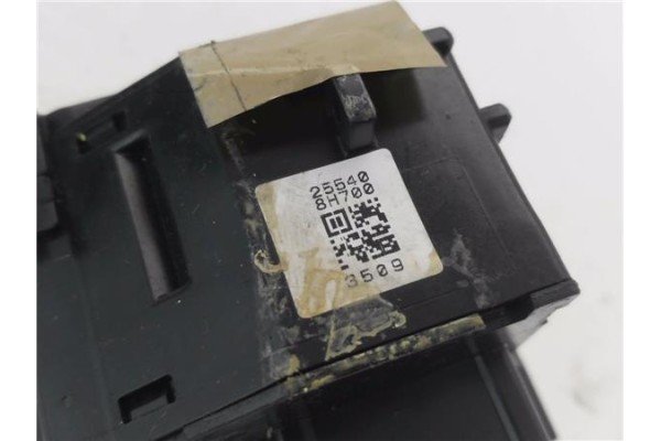 Recambio de mando intermitencia para nissan x-trail (t30) 2.0 comfort referencia OEM IAM 255408H700  