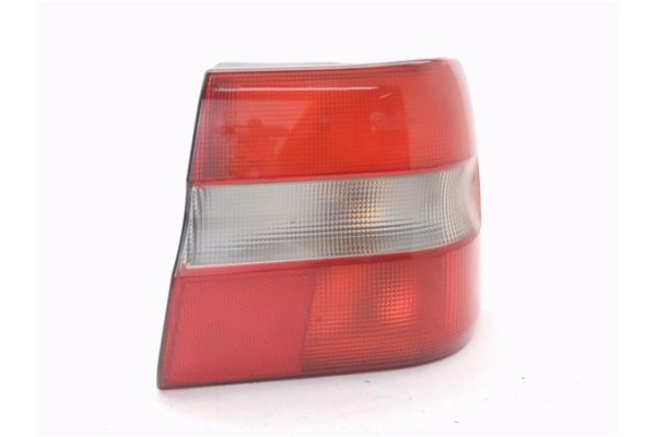 Recambio de piloto trasero derecho para volvo s70 berlina 2.5 2.4 / 2.5 (121kw / 125kw) referencia OEM IAM 9151482  
