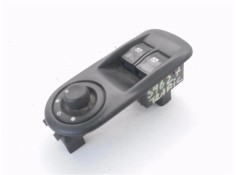 Recambio de mando elevalunas delantero izquierdo para renault trafic ii furgón (fl) 2.5 dti referencia OEM IAM 8200011867  
