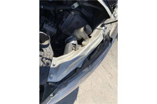 Recambio de soporte faro izquierda para peugeot expert furgón 2.0 furgón l1h1 referencia OEM IAM 7212ZF  