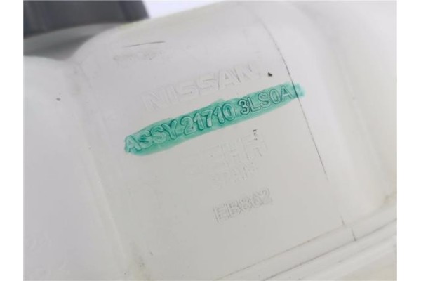Recambio de botella expansion para nissan nv200 furgón 1.5 dci referencia OEM IAM 217103LS0A  