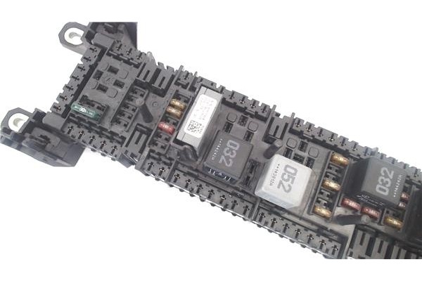 Recambio de caja fusibles/rele para mercedes-benz vito furgón (447) 2.1 114/116 cdi, 119 cdi/bt 4x4 extralang (447.605) referenc