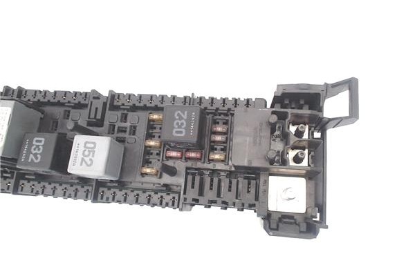 Recambio de caja fusibles/rele para mercedes-benz vito furgón (447) 2.1 114/116 cdi, 119 cdi/bt 4x4 extralang (447.605) referenc