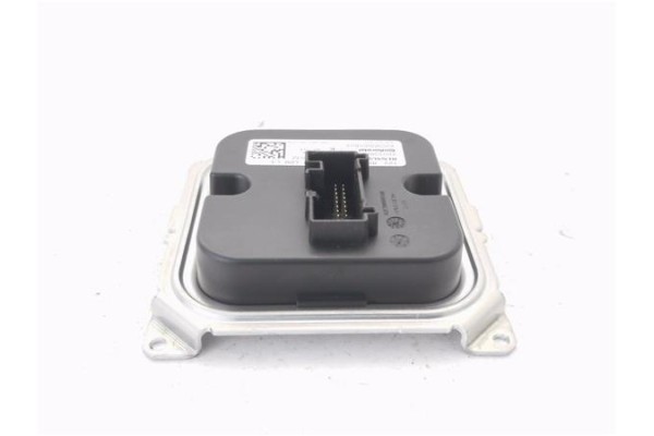 Recambio de centralita xenon para renault clio iv 0.9 limited referencia OEM IAM 260556623R A2C90665803 