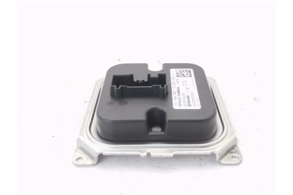 Recambio de centralita xenon para renault clio iv 0.9 limited referencia OEM IAM 260556623R A2C90665803 