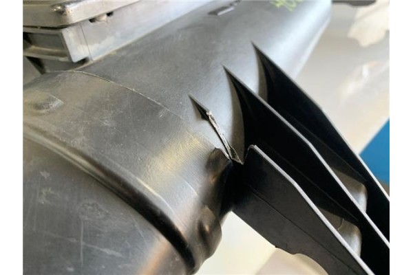 Recambio de carcasa filtro aire para mercedes-benz vito / mixto furgón (w639) 109 cdi referencia OEM IAM A6395281306 A0000903851