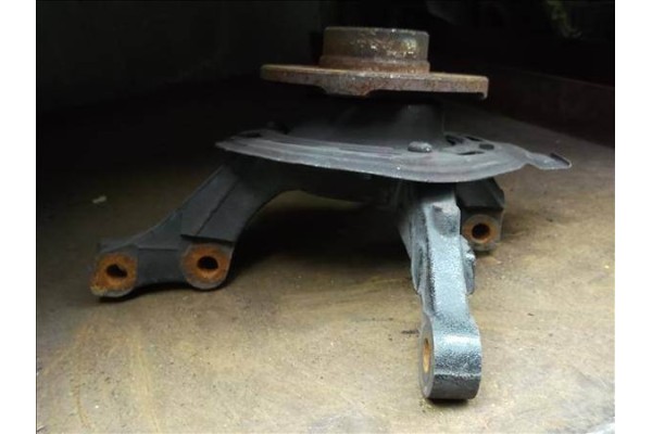 Recambio de mangueta delantero derecha para opel corsa c 1.7 dti referencia OEM IAM   
