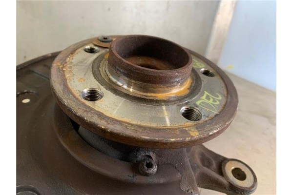 Recambio de mangueta delantero izquierda para mercedes-benz vito / mixto furgón (w639) 109 cdi referencia OEM IAM A6393320324  