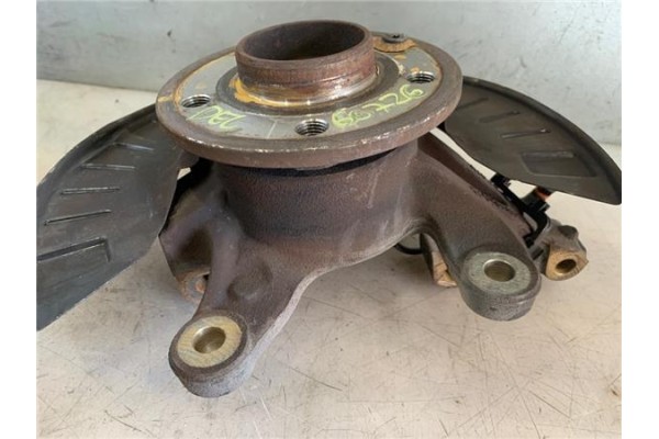 Recambio de mangueta delantero izquierda para mercedes-benz vito / mixto furgón (w639) 109 cdi referencia OEM IAM A6393320324  