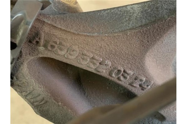 Recambio de mangueta delantero izquierda para mercedes-benz vito / mixto furgón (w639) 109 cdi referencia OEM IAM A6393320324  