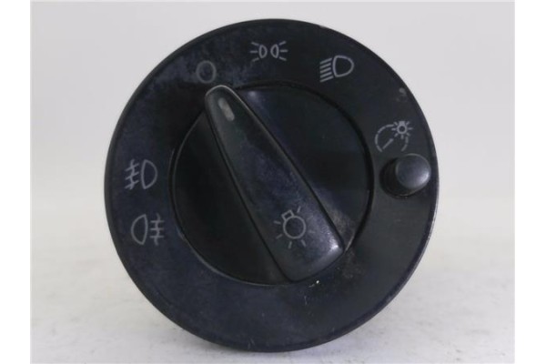 Recambio de mando de luces para skoda octavia berlina (1u2) 1.9 sdi glx referencia OEM IAM 3B0941531A  