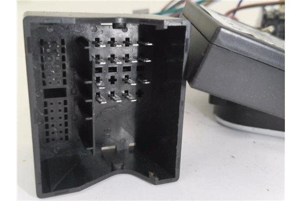 Recambio de pantalla para volkswagen golf vi (5k1) 1.6 advance referencia OEM IAM 1T0035680B  
