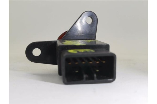 Recambio de interruptor luces emergencia para hyundai coupe (j2) 2.0 fx coupe referencia OEM IAM 9379027500  