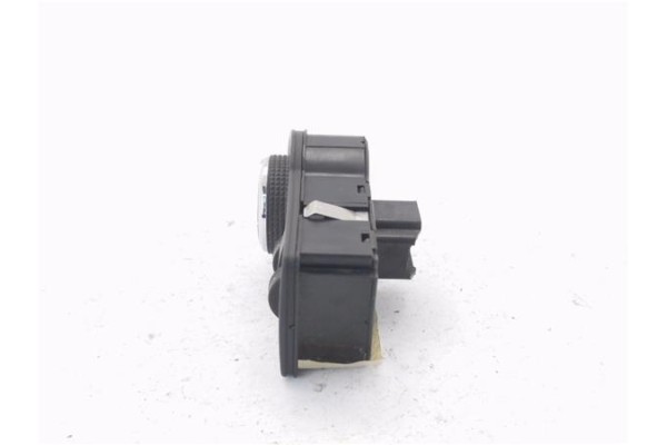 Recambio de mando de luces para chevrolet cruze 1.6 l referencia OEM IAM 13301752 251508 
