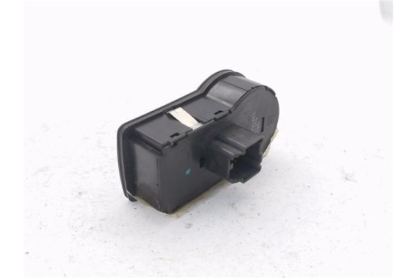 Recambio de mando de luces para chevrolet cruze 1.6 l referencia OEM IAM 13301752 251508 