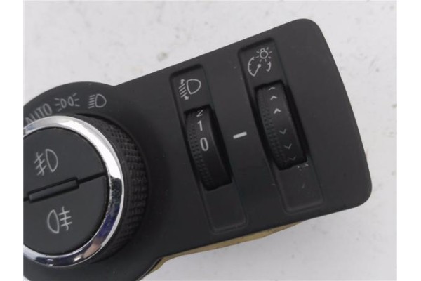 Recambio de mando de luces para chevrolet cruze 1.6 l referencia OEM IAM 13301752 251508 