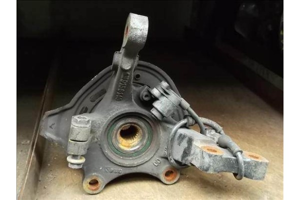 Recambio de mangueta delantero izquierda para opel corsa c 1.7 dti referencia OEM IAM   