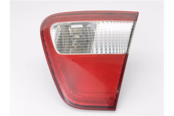 Recambio de piloto porton trasero derecho para seat cordoba berlina (6k2) 1.6 referencia OEM IAM 6K5945092F  
