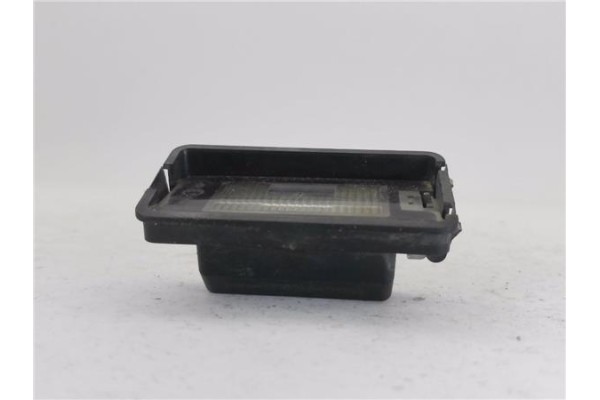 Recambio de piloto matricula para seat ibiza (6l1) 1.9 tdi referencia OEM IAM 5P0943021  