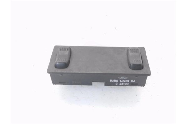Recambio de mando elevalunas para ford sierra berlina 1.6 bravo referencia OEM IAM 83BG14529BA  