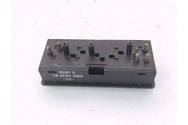 Recambio de mando elevalunas para ford sierra berlina 1.6 bravo referencia OEM IAM 83BG14529BA  