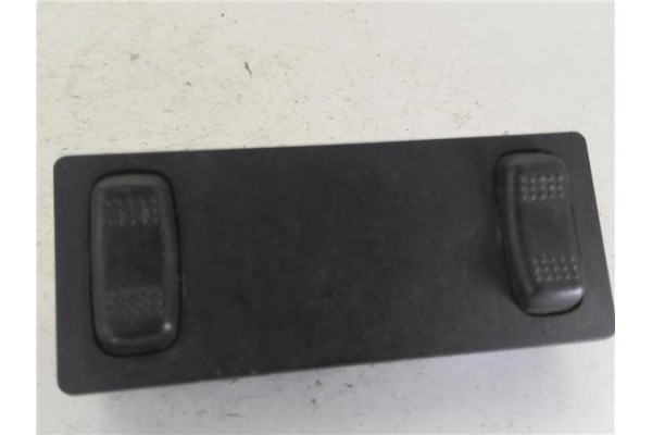 Recambio de mando elevalunas para ford sierra berlina 1.6 bravo referencia OEM IAM 83BG14529BA  