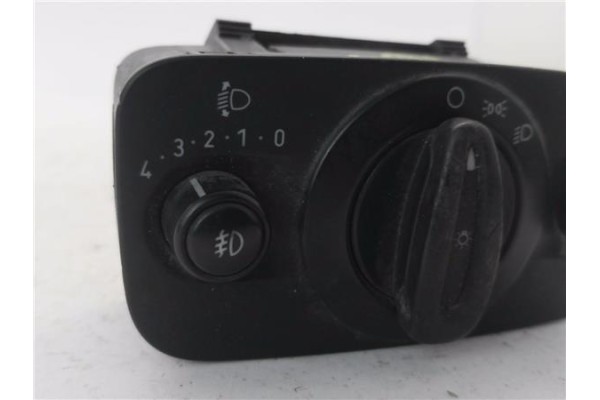 Recambio de mando de luces para ford fiesta vi 1.6 tdci referencia OEM IAM 8A6T13A024BB  