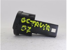 Recambio de mando de luces para skoda octavia berlina (1z3) 1.9 active referencia OEM IAM 1U0941531D  