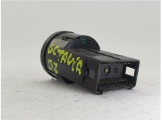 Recambio de mando de luces para skoda octavia berlina (1z3) 1.9 active referencia OEM IAM 1U0941531D  