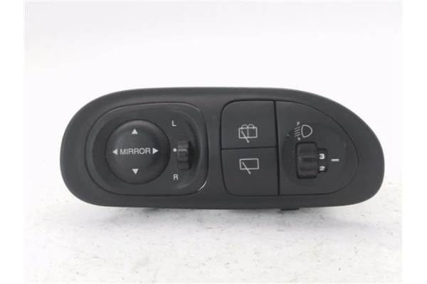 Recambio de mando retrovisor electrico para hyundai lantra berlina (rd) 1.6 gl referencia OEM IAM 9353029000L  
