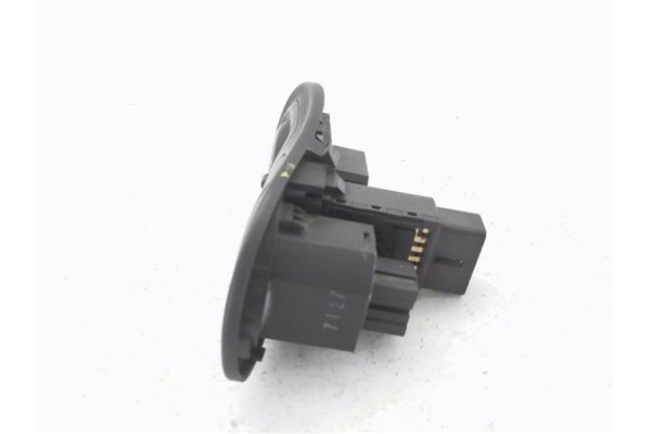 Recambio de mando retrovisor electrico para hyundai lantra berlina (rd) 1.6 gl referencia OEM IAM 9353029000L  