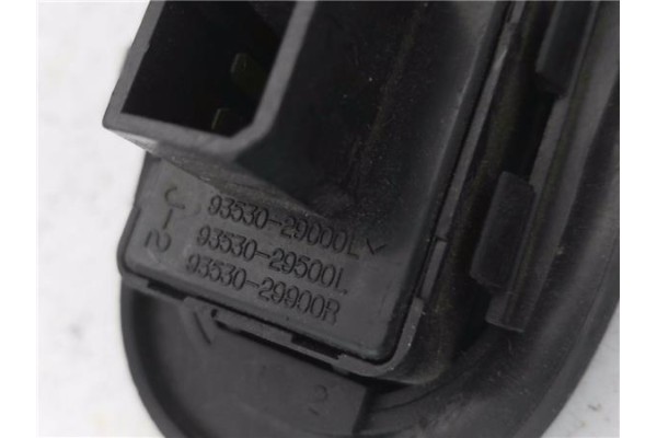 Recambio de mando retrovisor electrico para hyundai lantra berlina (rd) 1.6 gl referencia OEM IAM 9353029000L  