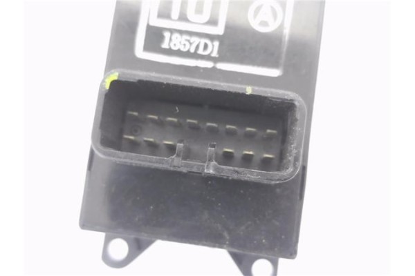 Recambio de mando elevalunas delantero izquierdo para mitsubishi montero (v80/v90) 3.2 di-d intense (3-trg.) referencia OEM IAM 