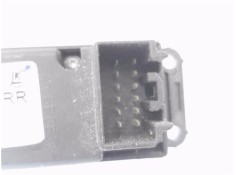 Recambio de mando elevalunas trasero derecho para mazda 3 berlina (bk) 1.6 cd active+ xcite referencia OEM IAM 3123120 BP4K66380