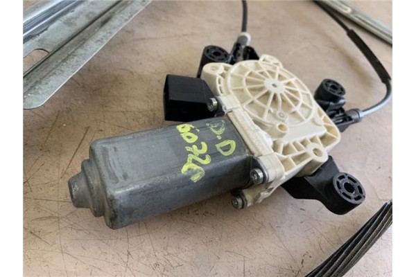 Recambio de mecanismo elevalunas delantero derecho para mercedes-benz vito / mixto furgón (w639) 109 cdi referencia OEM IAM 9287