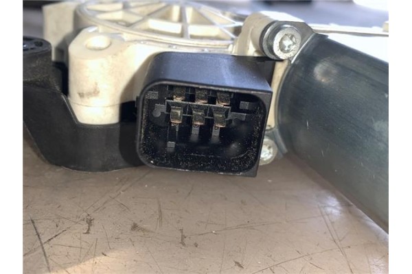Recambio de mecanismo elevalunas delantero derecho para mercedes-benz vito / mixto furgón (w639) 109 cdi referencia OEM IAM 9287