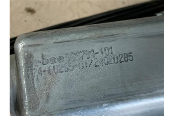 Recambio de mecanismo elevalunas delantero derecho para mercedes-benz vito / mixto furgón (w639) 109 cdi referencia OEM IAM 9287
