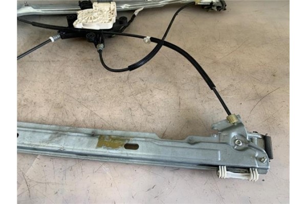 Recambio de mecanismo elevalunas delantero izquierdo para mercedes-benz vito / mixto furgón (w639) 109 cdi referencia OEM IAM 77