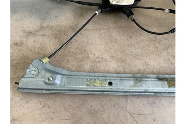 Recambio de mecanismo elevalunas delantero izquierdo para mercedes-benz vito / mixto furgón (w639) 109 cdi referencia OEM IAM 77