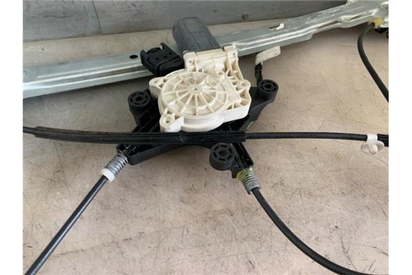 Recambio de mecanismo elevalunas delantero izquierdo para mercedes-benz vito / mixto furgón (w639) 109 cdi referencia OEM IAM 77