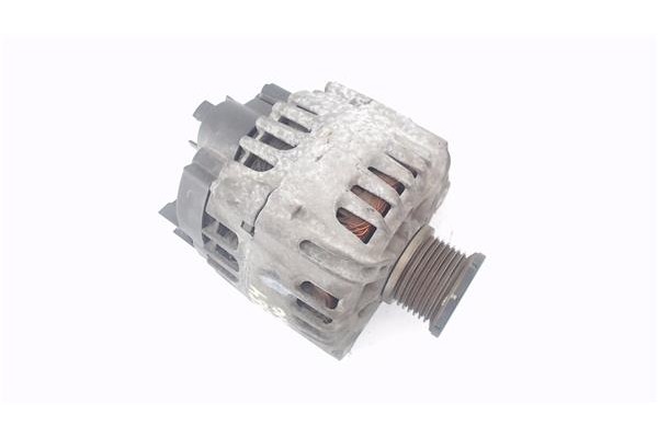 Recambio de alternador para renault scenic iii (jz) 1.2 grand expression referencia OEM IAM 8200849752C  